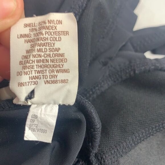 Liz Lange Maternity Halter Top Tankini w/Ruffle Trim - Black, Size Medium - Picture 5 of 6